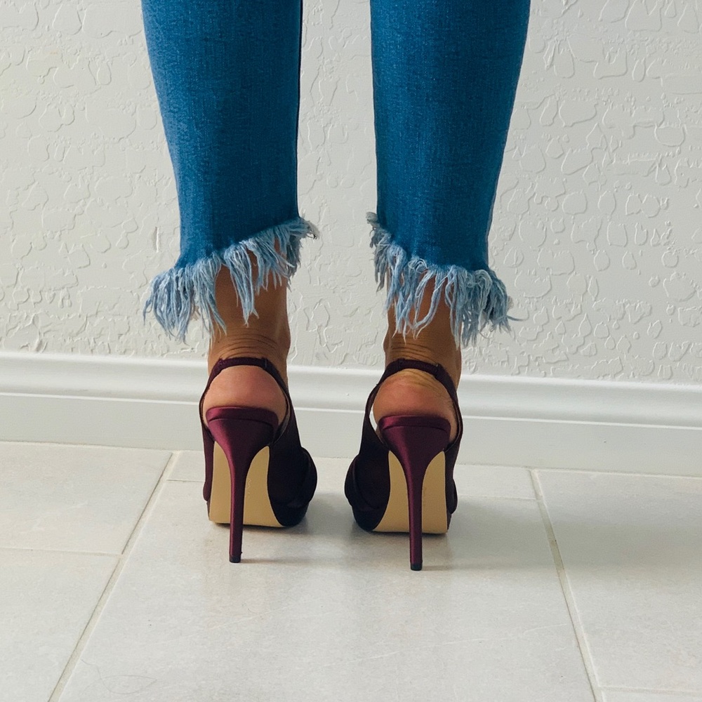 Red Wine Pleated Peep Toe High Heel Platform Pump - Picture 4 of 8
